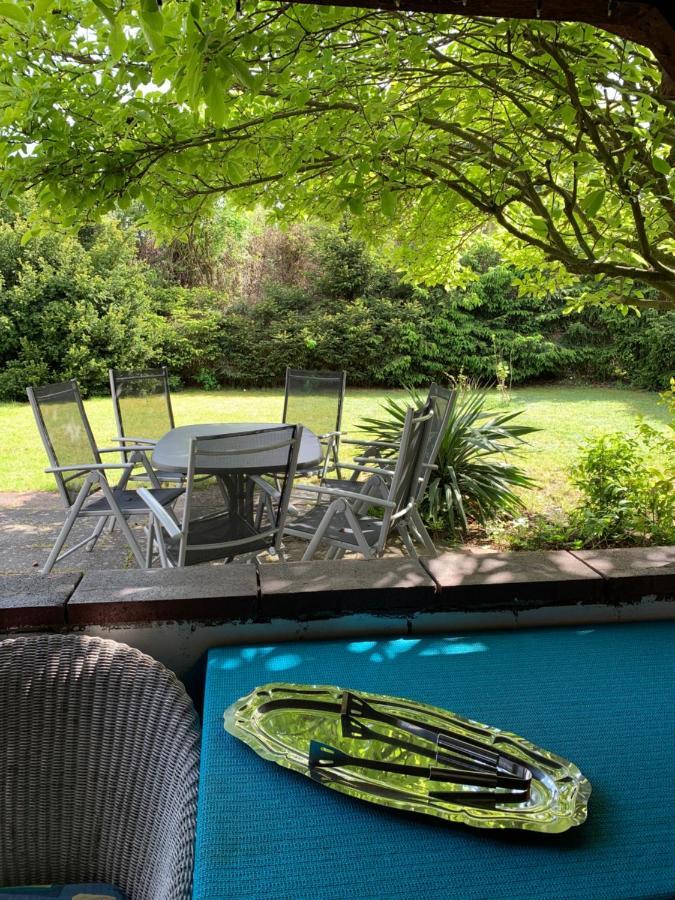 Apartment Mit Garten In *